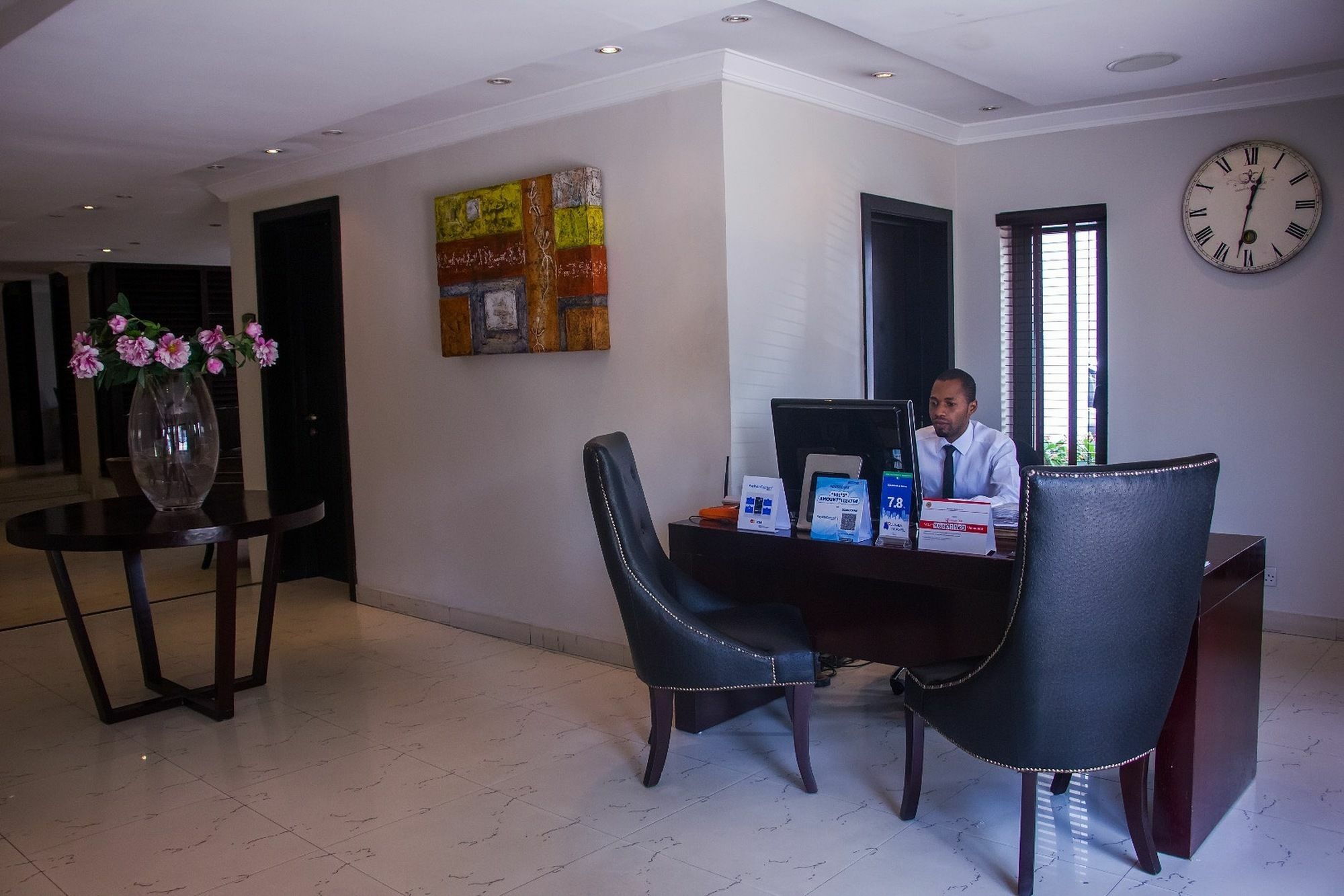 לגוס S & S Hotel & Suites מראה חיצוני תמונה