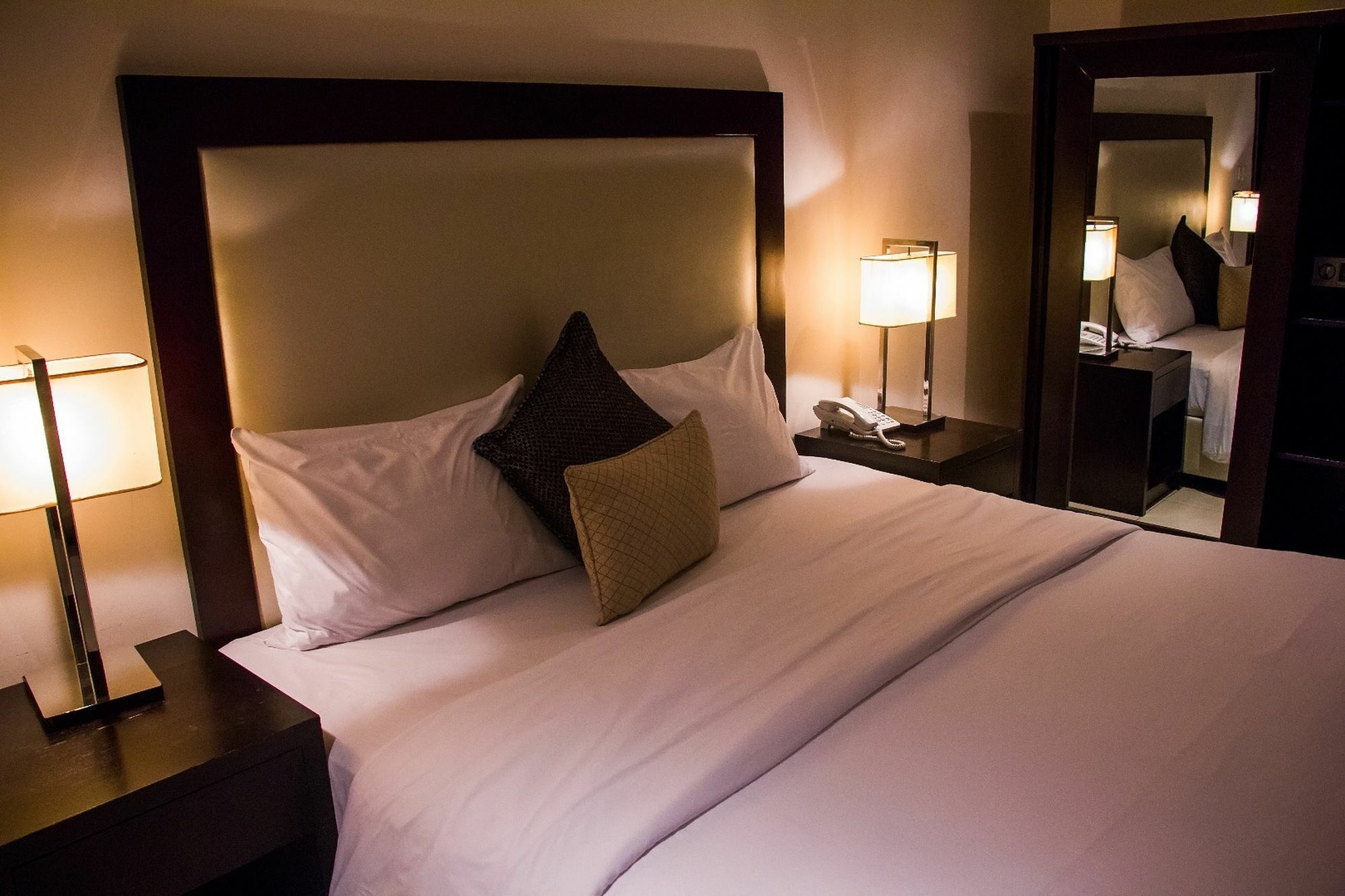 לגוס S & S Hotel & Suites מראה חיצוני תמונה