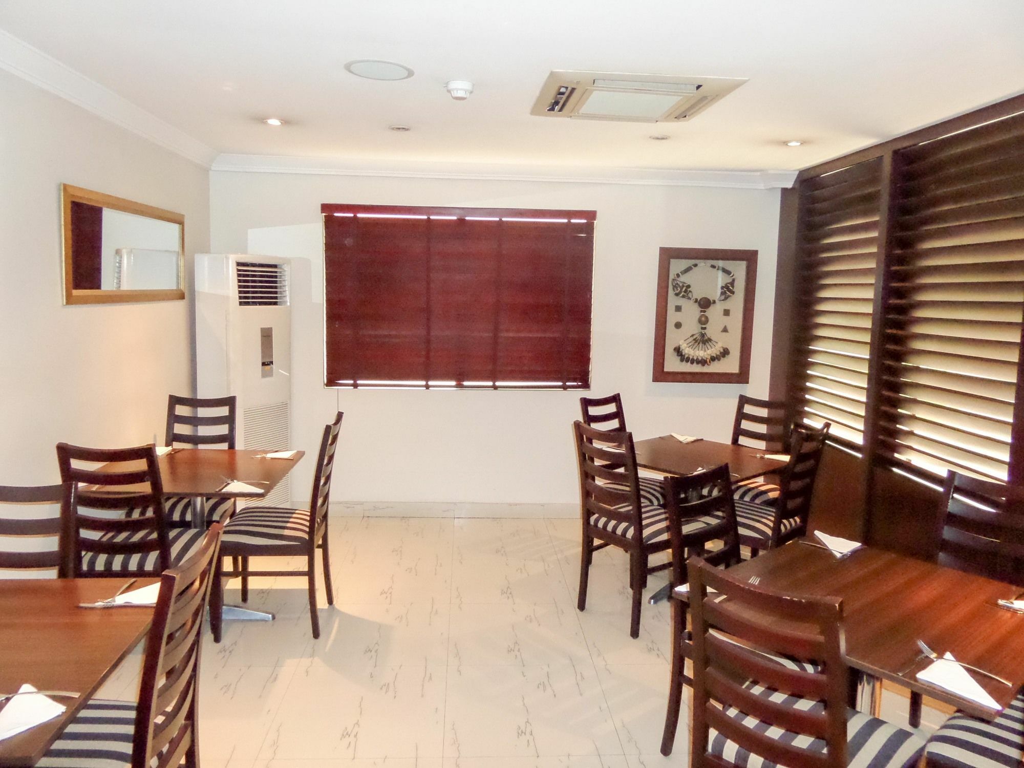 לגוס S & S Hotel & Suites מראה חיצוני תמונה